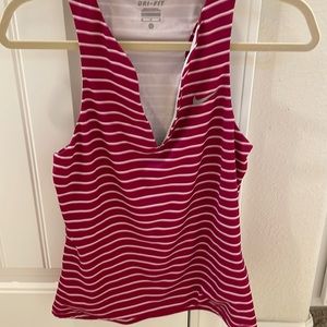 Nike tennis top